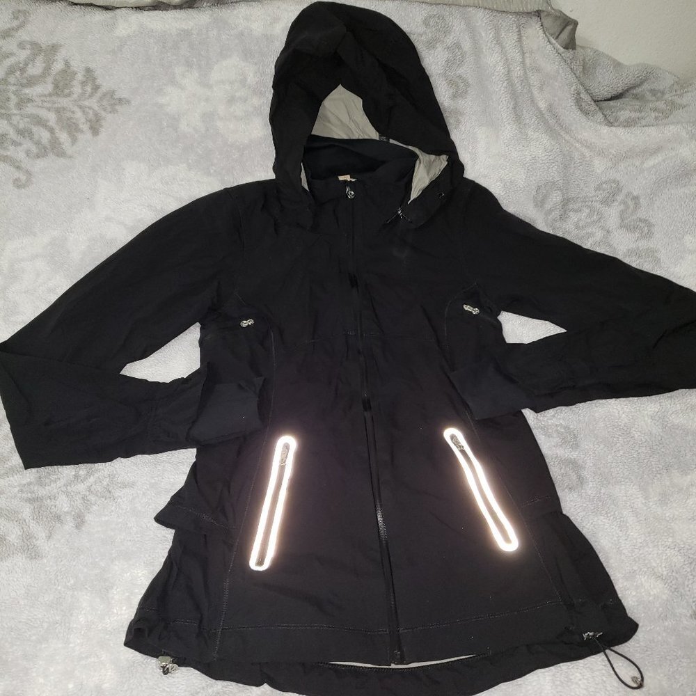 Lululemon Jacket - Picture 2 of 12
